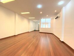 100 Am (D2), Office #472962431
